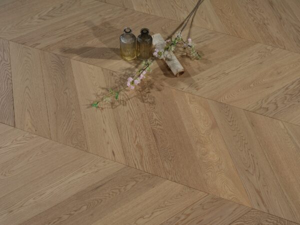 15mm european oak chevron Flooring beach oak