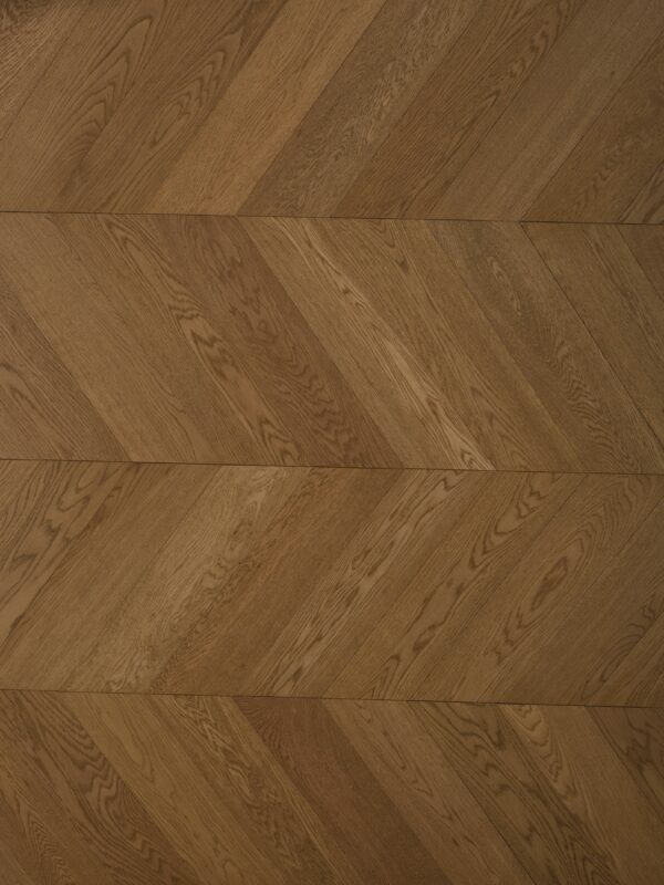 15mm european oak chevron Flooring tan oak